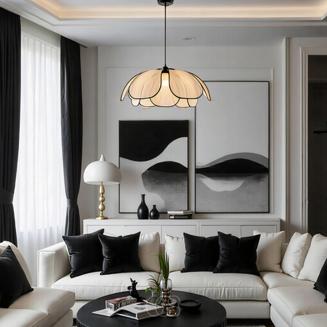 Dirron - Flower-shaped Rattan Pendant Lamp with Black Accents