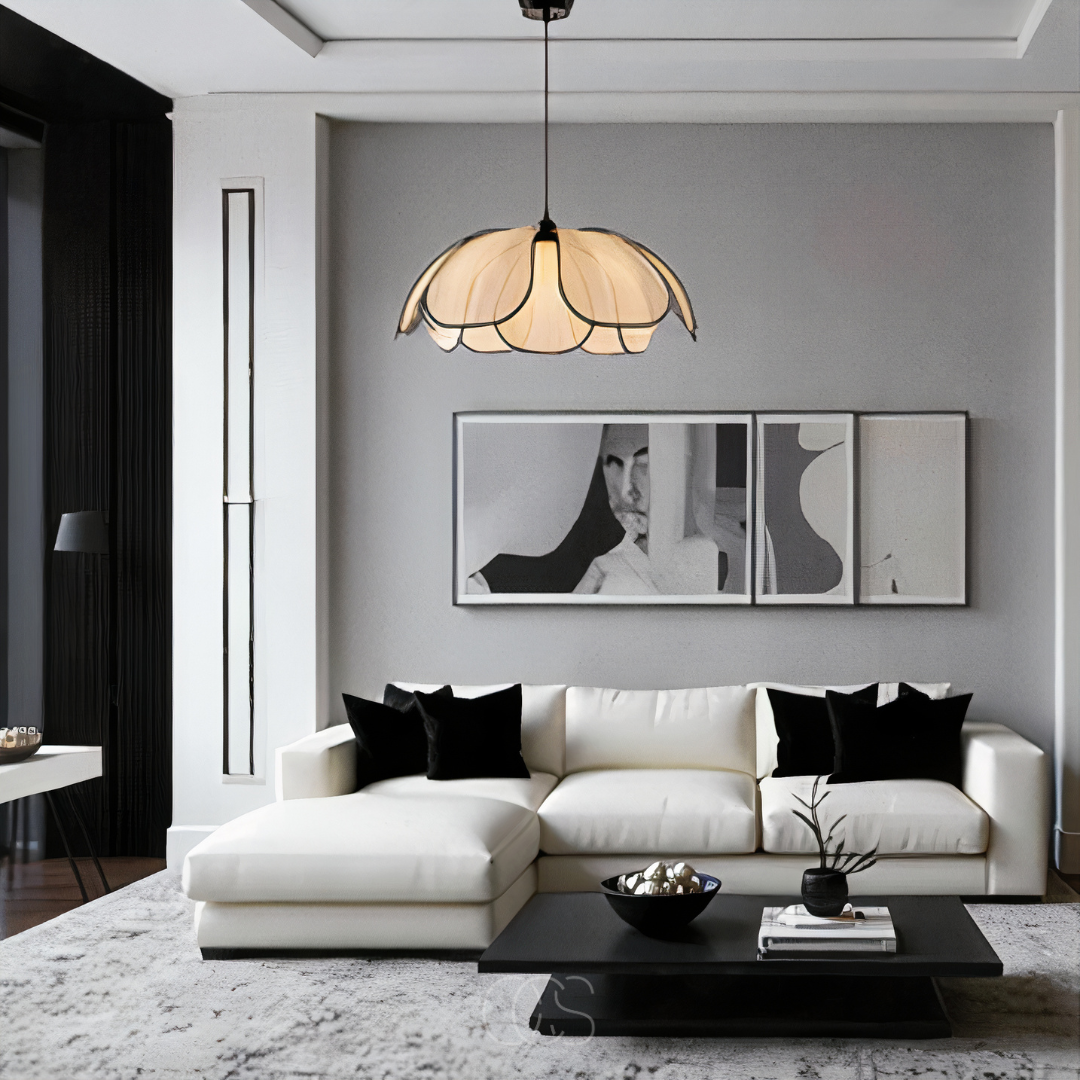 Dirron - Flower-shaped Rattan Pendant Lamp with Black Accents