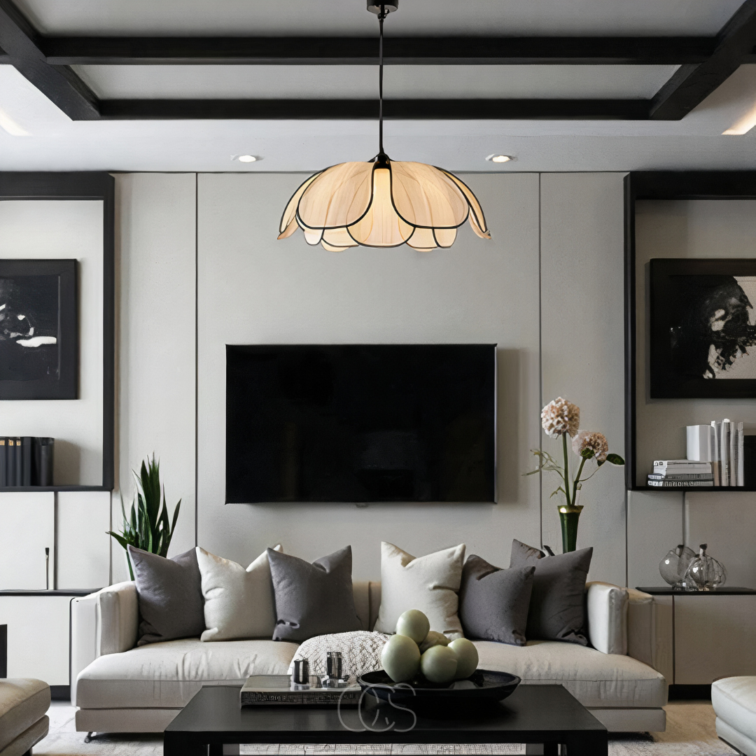 Dirron - Flower-shaped Rattan Pendant Lamp with Black Accents