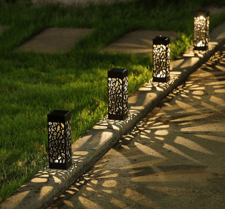 Dirron - Solar Garden Light Pole - Wireless Solar Outdoor Lamp