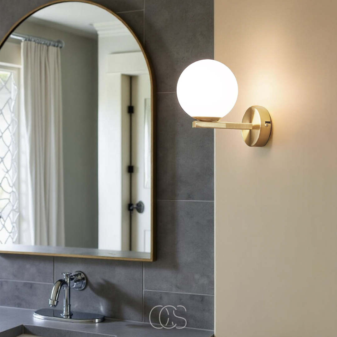 Dirron - wall lamp with white globe