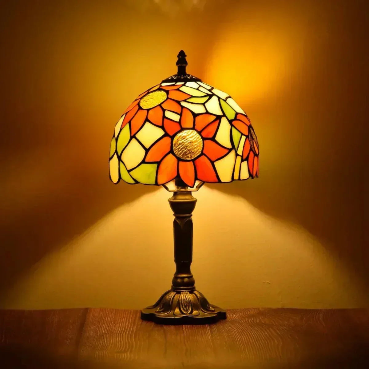 Aurora Heritage Stained Glass Lamp - Vintage Glow Light